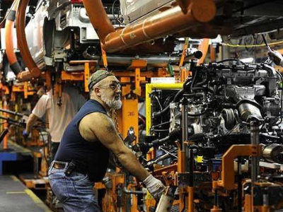 从“世界第一”到“材料基石” 详解中国制造业版图与高品质特种钢铁材料的角色